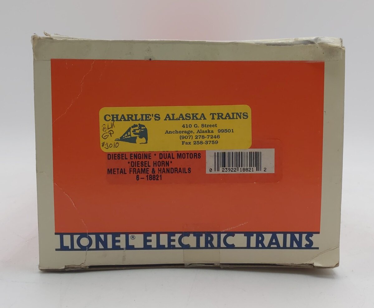 Lionel 6-18821 O Gauge Alaska GP-38-2 Diesel Locomotive #3010 - Custom Painted/Box
