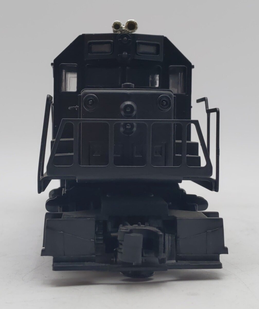 Lionel 6-18821 O Gauge Alaska GP-38-2 Diesel Locomotive #3010 - Custom Painted/Box