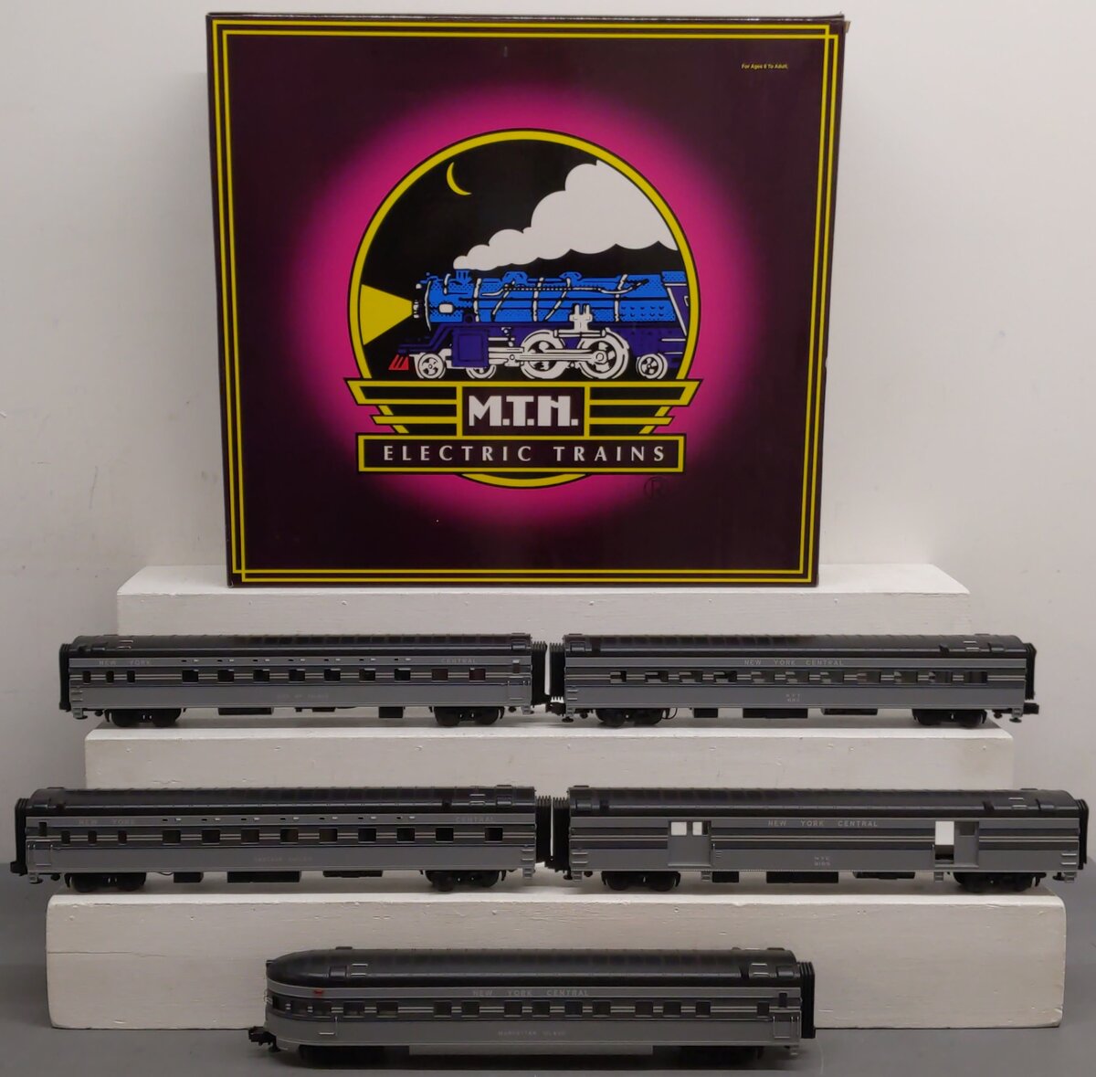 MTH 20-6554 O New York Central 70' Streamlined Passenger Car Set LN/Box