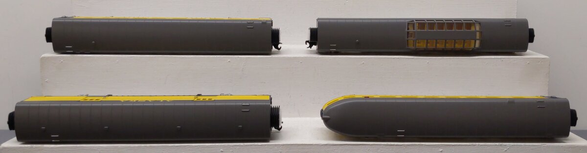 MTH 30-67009 O Alaska RailKing 60' Streamlined ABS Passenger Set (Set of 4) NIB