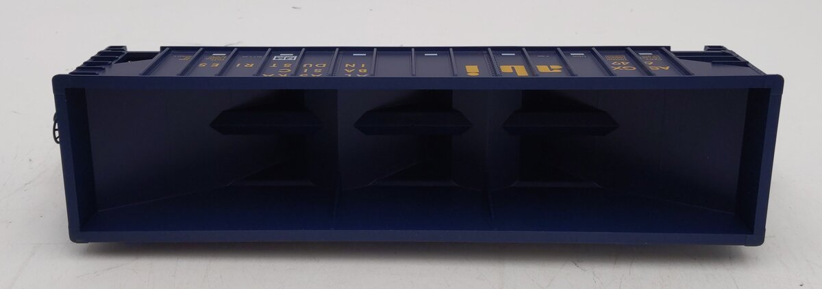 Weaver O Gauge 649 Alaska 3-Bay Ribbed Hopper #649 LN/Box