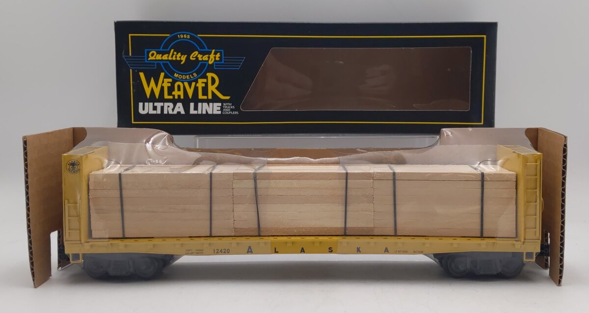Weaver O Gauge Alaska Railroad Bulkhead Flat Car w/ Wood Load #12420 NIB