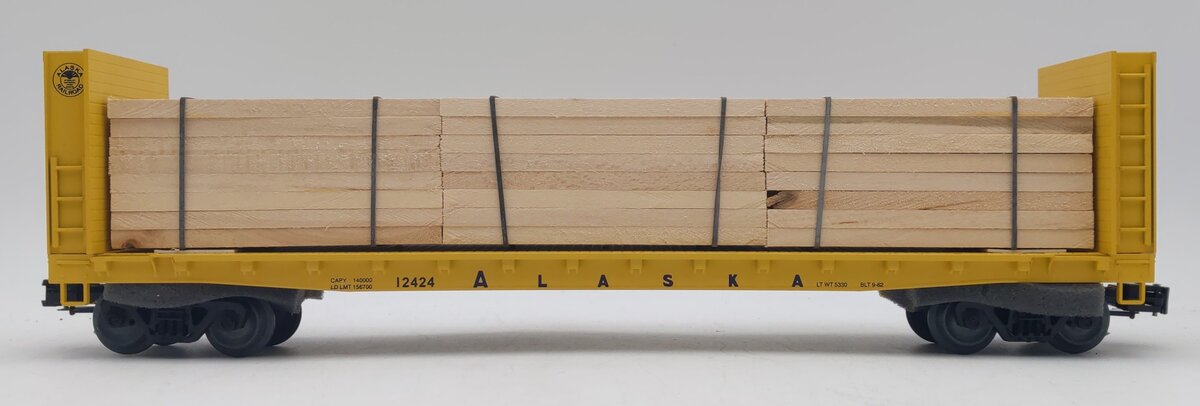 Weaver O Gauge Alaska Railroad Bulkhead Flat Car w/ Wood Load #12424 (3-Rail) EX/Box