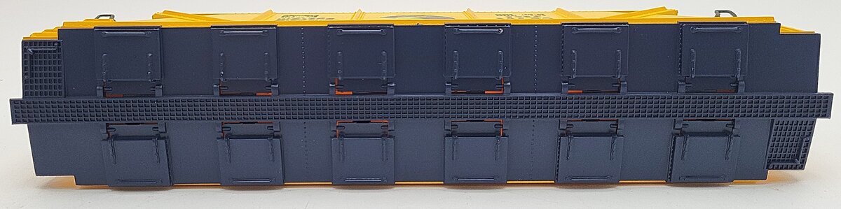 Lionel 6-9265 O Gauge Chessie Covered Hopper #9265 EX/Box