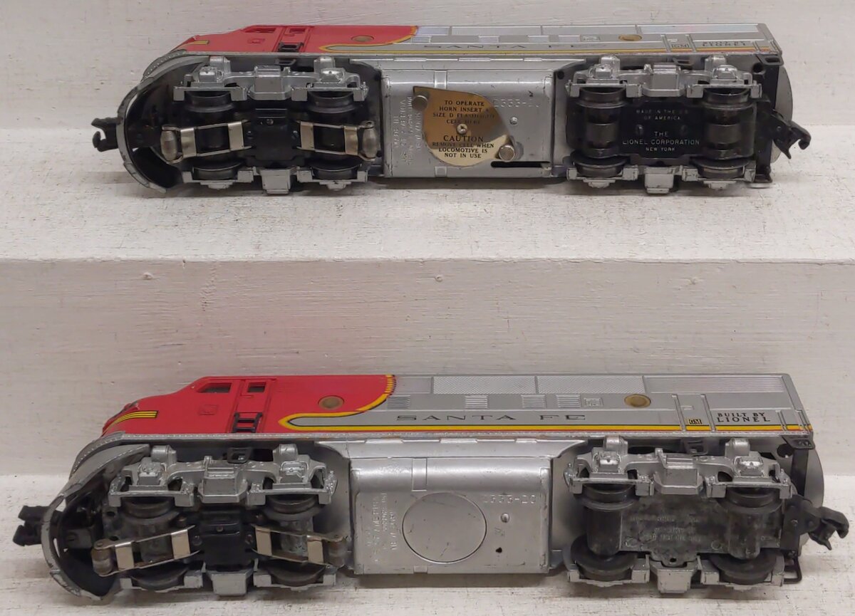 Lionel 2353 Vintage O Santa Fe F-3 AA Diesel Locomotive Set #2353 VG/Box
