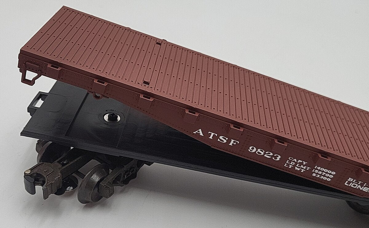 Lionel 6-9823 O Gauge Santa Fe Flatcar with Freight Load EX/Box