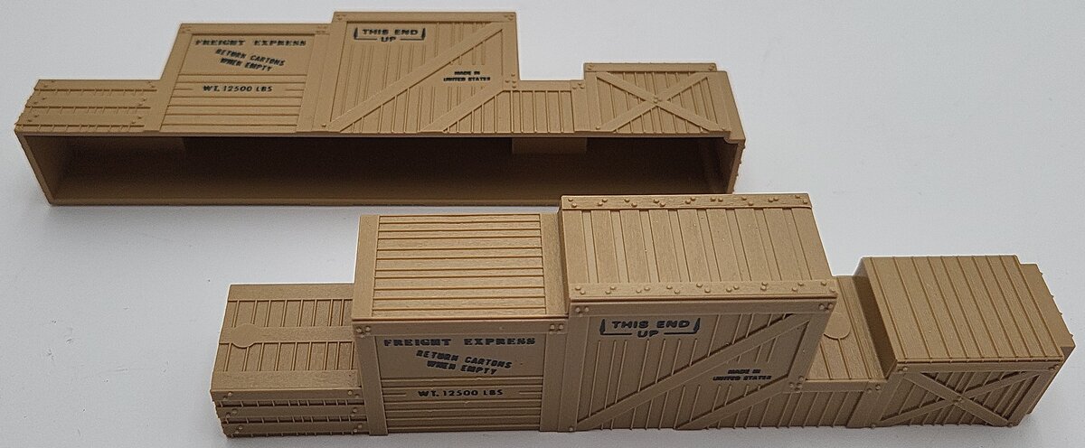 Lionel 6-9823 O Gauge Santa Fe Flatcar with Freight Load EX/Box