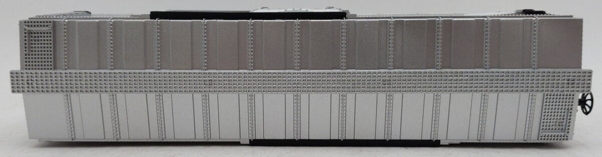 Lionel 6-9730 O Gauge CP Rail Boxcar--Black Letters EX/Box