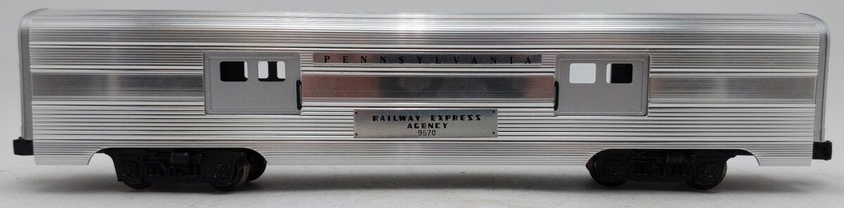 Lionel 6-9570 O Gauge Pennsylvania Railway Express Aluminum Baggage Car EX/Box