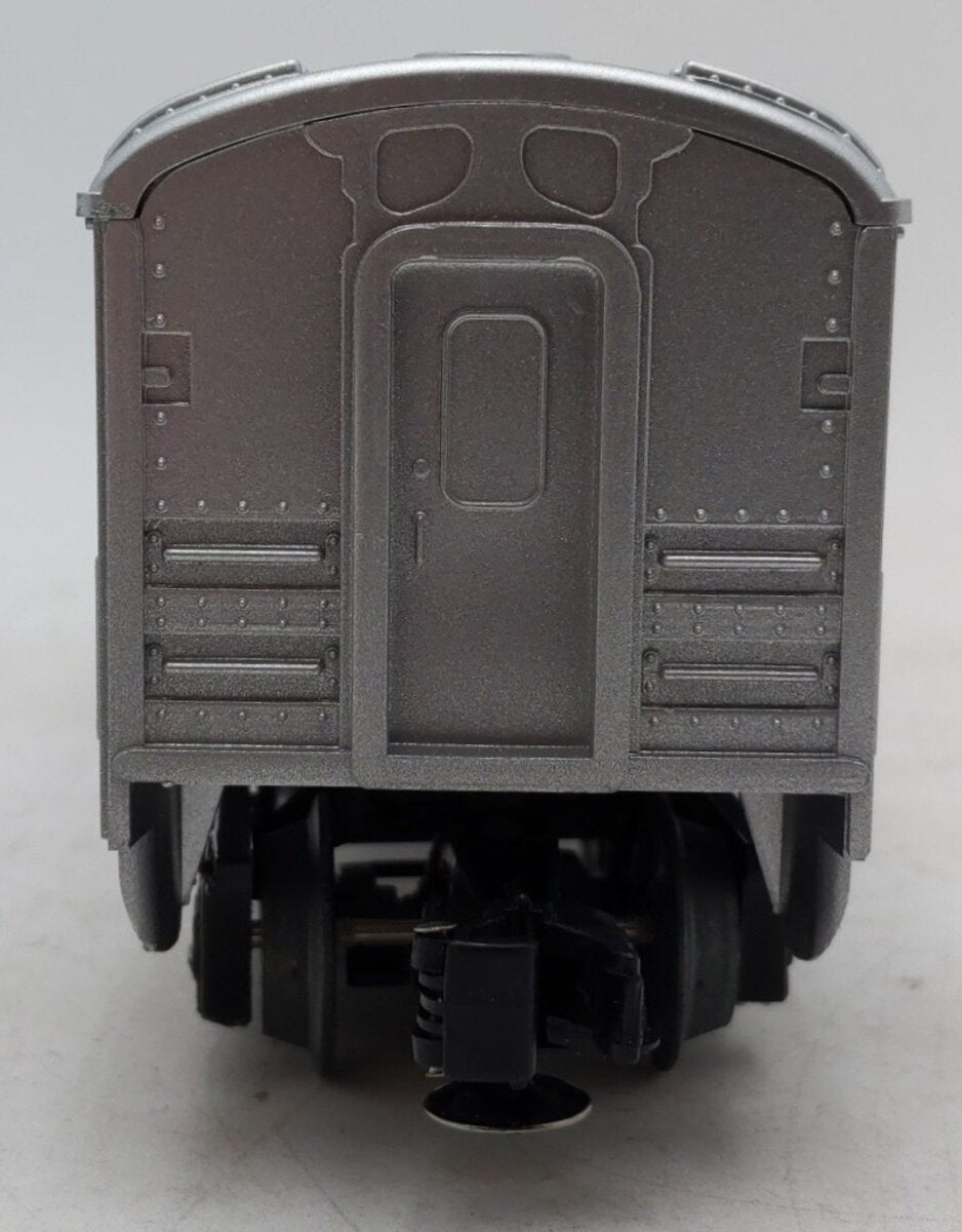 Lionel 6-6411 O Gauge Amtrak Illuminated Passenger Car #6411 EX/Box