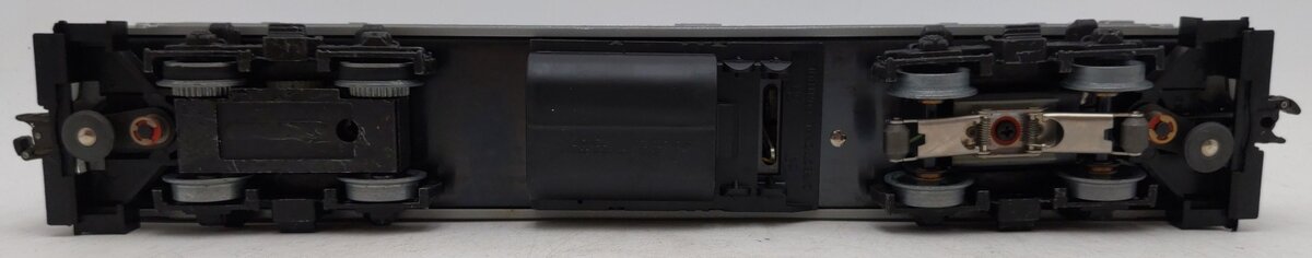 Lionel 6-8764 O Gauge Baltimore & Ohio RDC Budd Powered  Passenger Car #8764 VG/Box