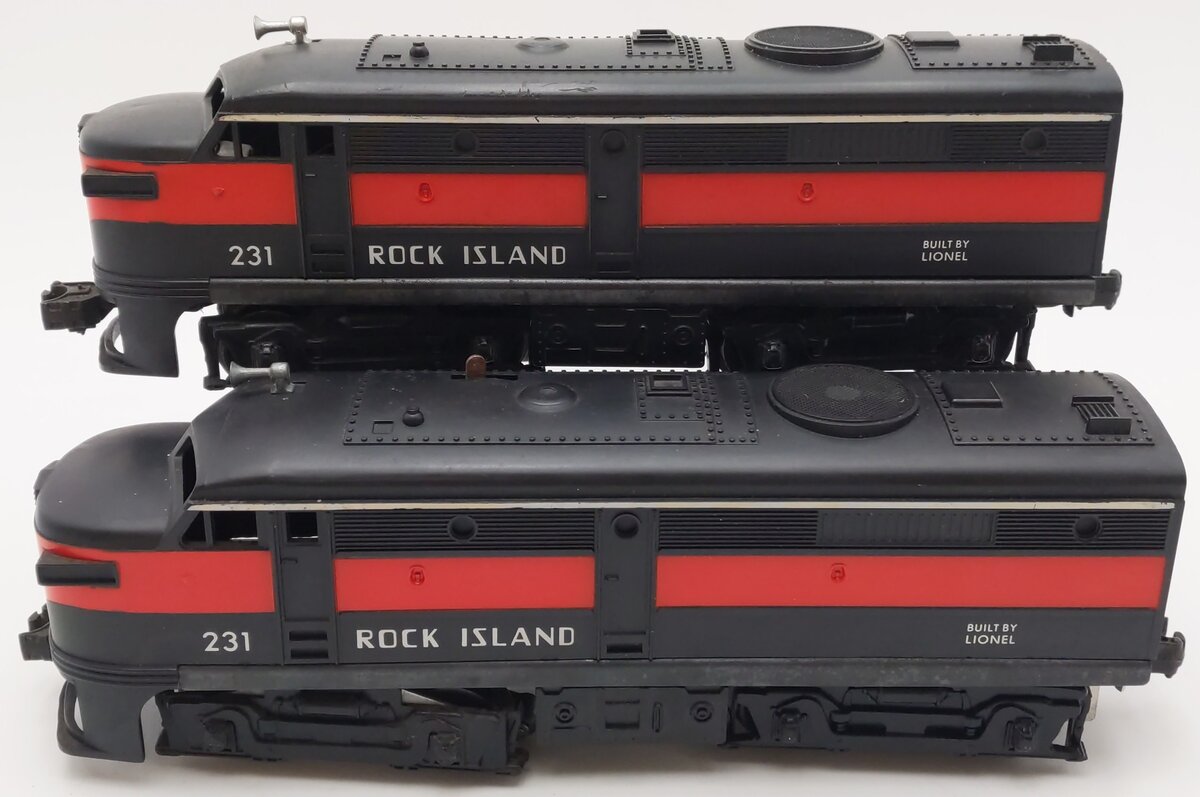 Lionel 231 Vintage O Rock Island Alco AA Diesel Locomotive Set VG