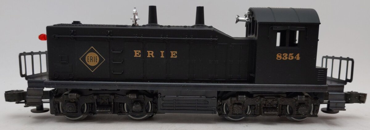 Lionel 6-8354 O Gauge Erie NW-2 Diesel Locomotive Switcher #8354 VG/Box