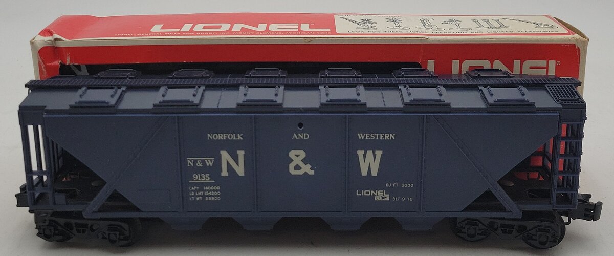 Lionel 6-9135 O Gauge Norfolk & Western Covered 4-Bay Hopper VG/Box