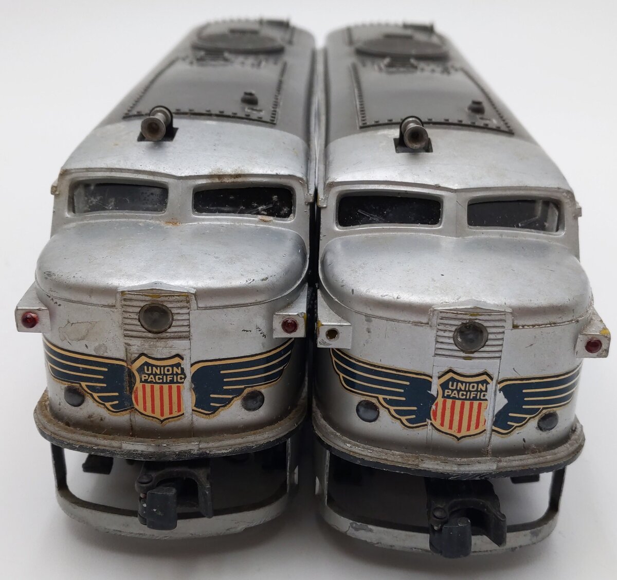 Lionel 2023 Vintage O Union Pacific Alco AA Diesel Locomotives - Silver & Gray