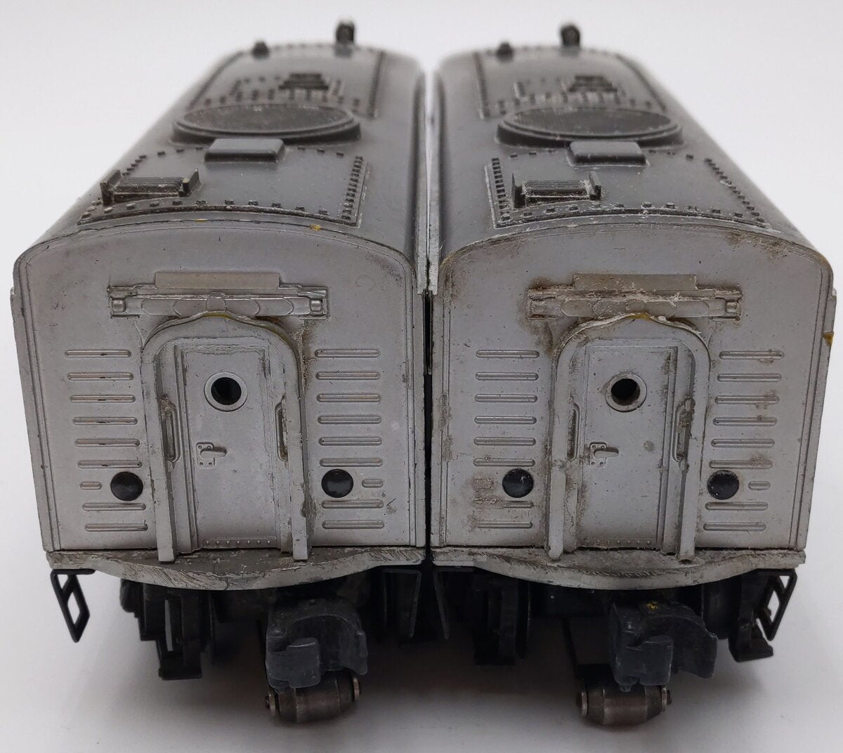 Lionel 2023 Vintage O Union Pacific Alco AA Diesel Locomotives - Silver & Gray