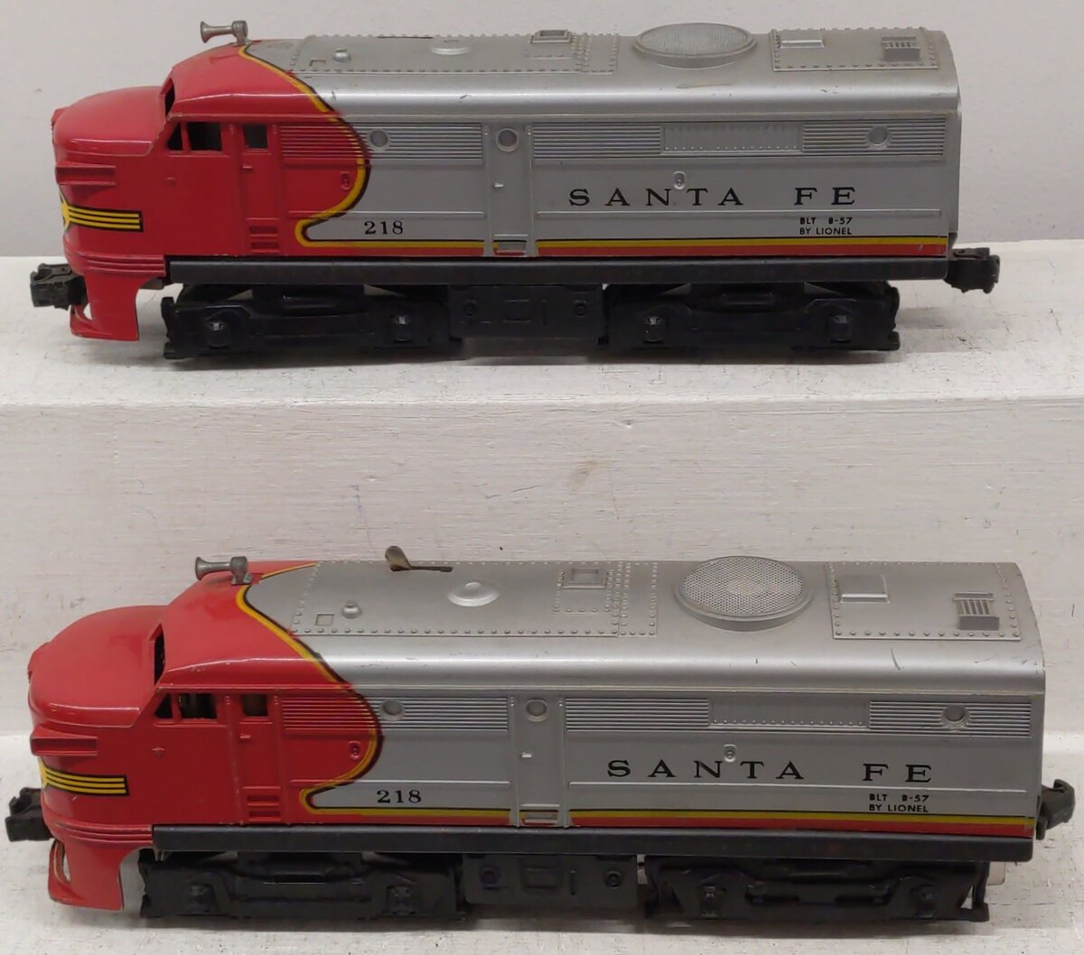 Lionel 218 Vintage O Santa Fe Alco AA Diesel Locomotive Set VG