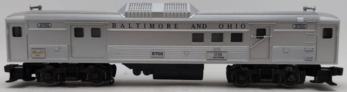 Lionel 6-8766 O Gauge Baltimore and Ohio RDC Budd Baggage Power Car EX/Box