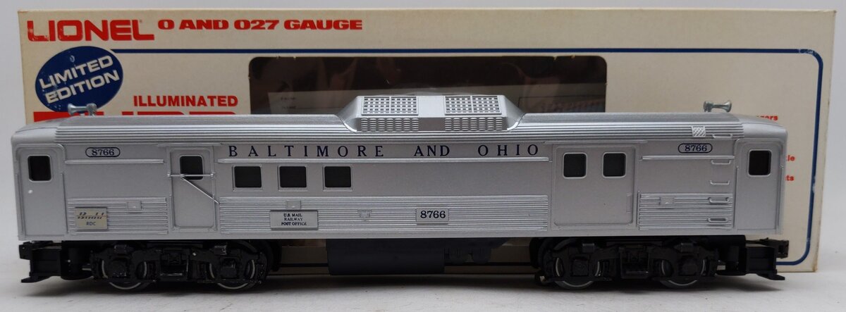 Lionel 6-8766 O Gauge Baltimore and Ohio RDC Budd Baggage Power Car EX/Box