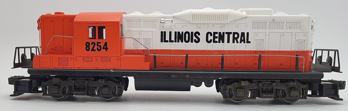 Lionel 6-8254 O Gauge Illinois Central GP-9 Dummy Diesel Locomotive EX/Box