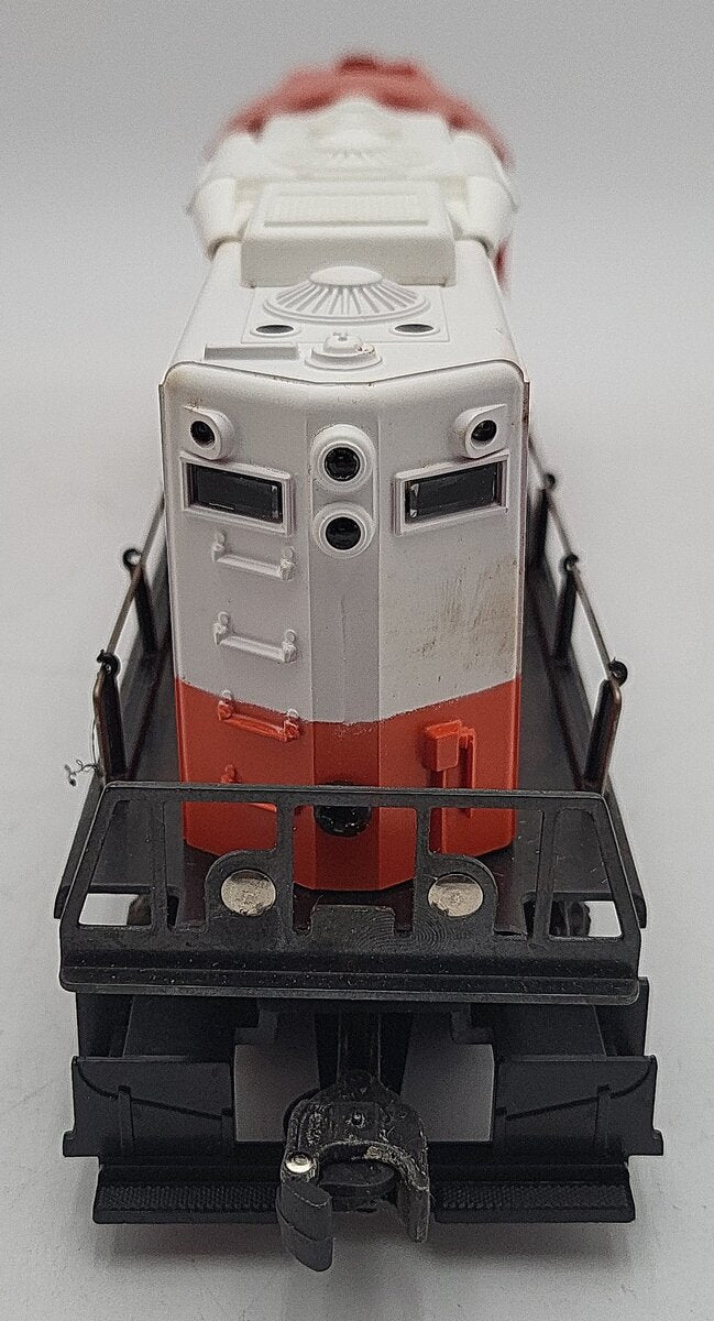 Lionel 6-8254 O Gauge Illinois Central GP-9 Dummy Diesel Locomotive EX/Box