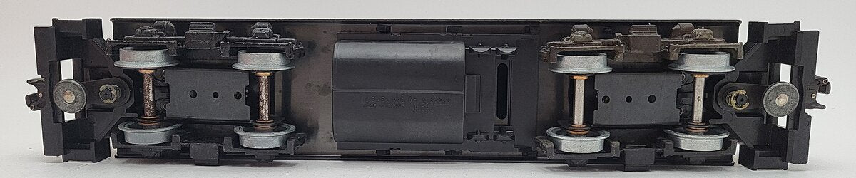 Lionel 6-8255 O Gauge Santa Fe GP-9 Dummy Diesel Locomotive EX/Box