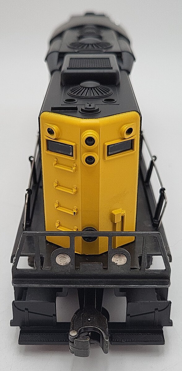 Lionel 6-8255 O Gauge Santa Fe GP-9 Dummy Diesel Locomotive EX/Box
