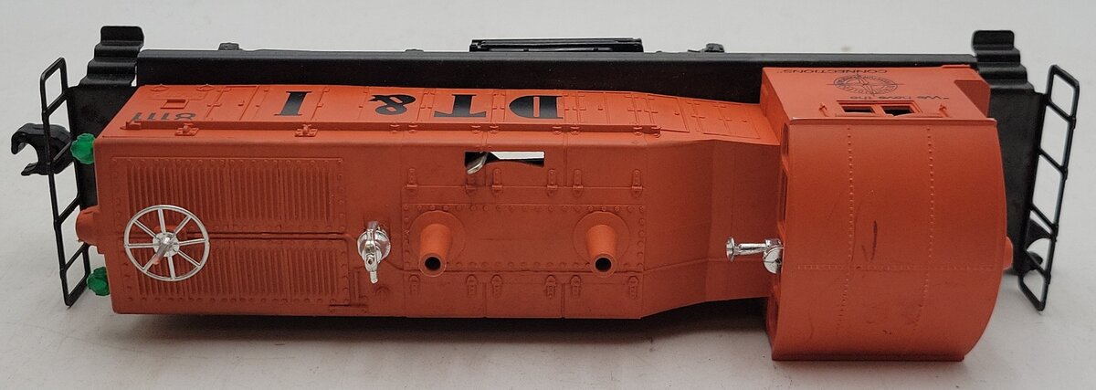 Lionel 6-8111 O Gauge DT&I NW-2 Switcher Diesel Locomotive VG/Box