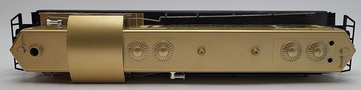 Lionel 6-8359 O Gauge Chessie System GM Gold GP7 Diesel Engine EX/Box