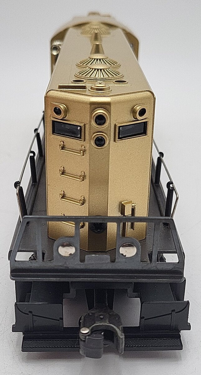 Lionel 6-8359 O Gauge Chessie System GM Gold GP7 Diesel Engine EX/Box