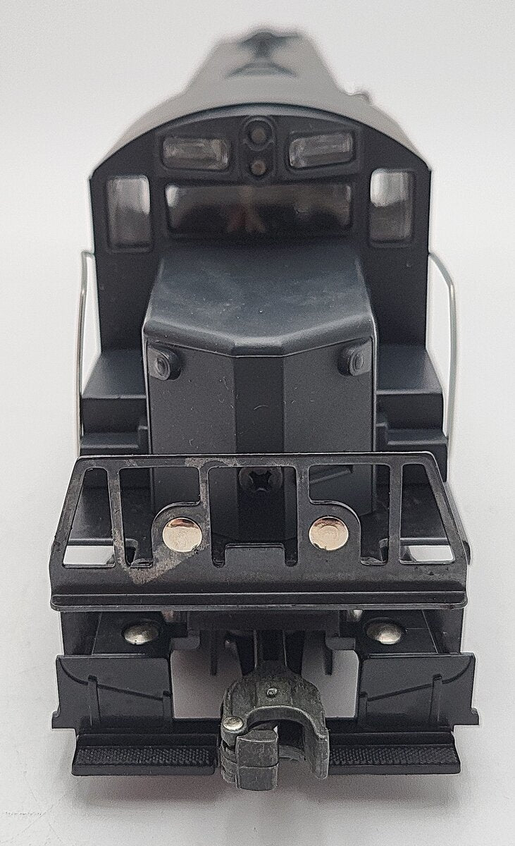 Lionel 6-8360 O Gauge Long Island GP20 Diesel Locomotive #8360 EX/Box