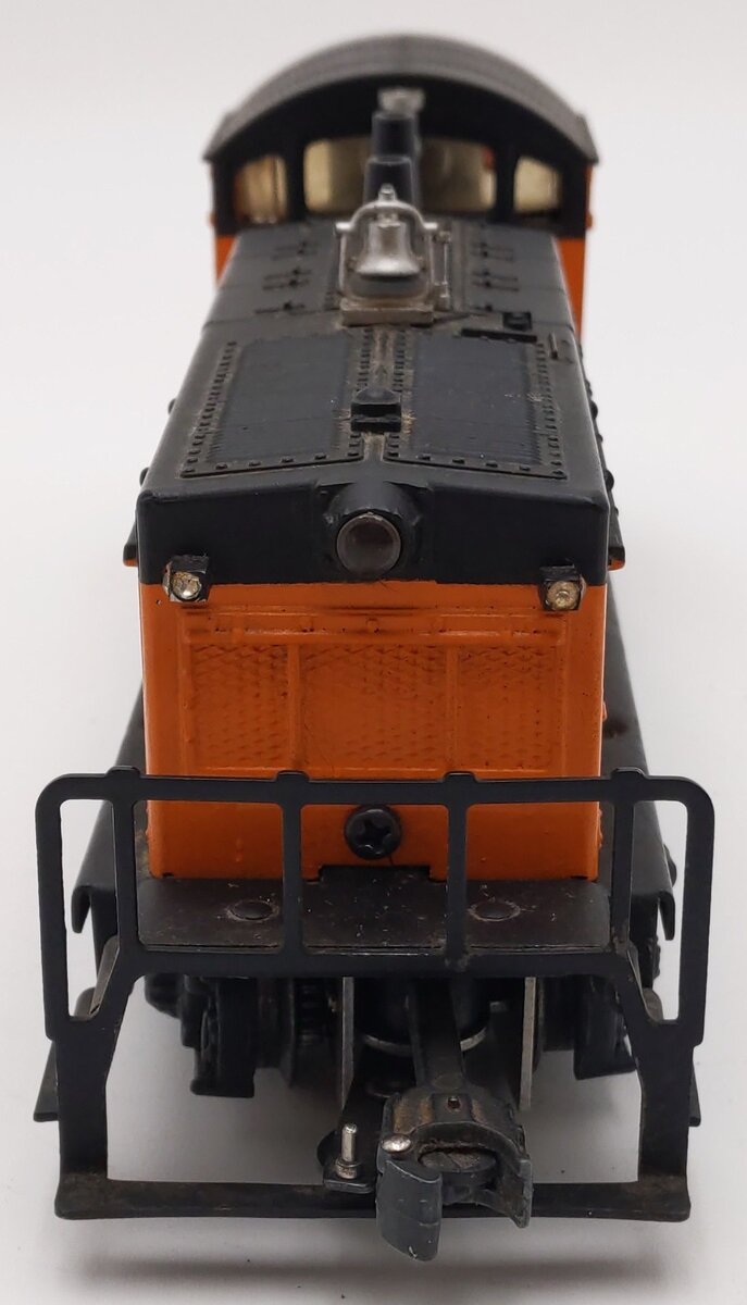 Lionel 241 Vintage O The Milwaukee Road NW-2 Diesel Switcher- Custom Painted