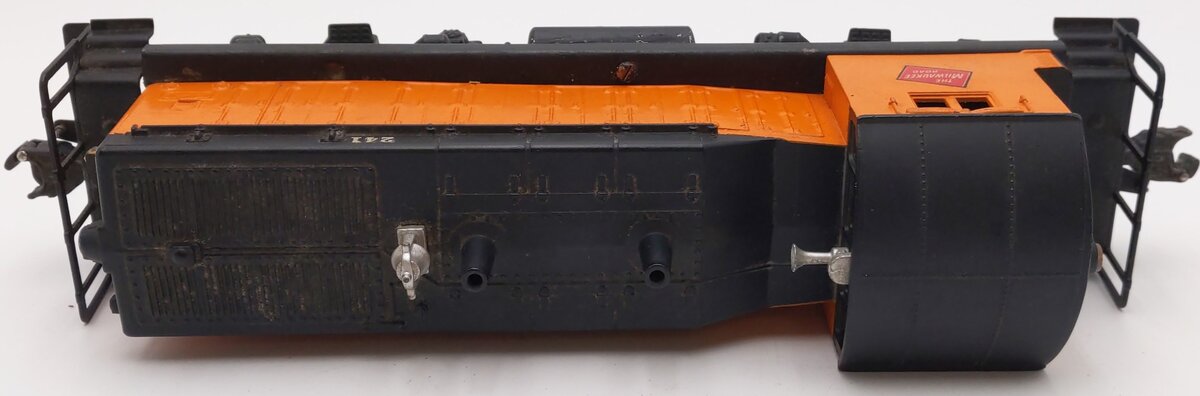 Lionel 241 Vintage O The Milwaukee Road NW-2 Diesel Switcher- Custom Painted
