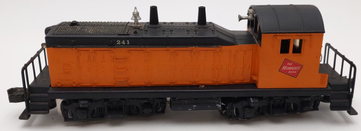Lionel 241 Vintage O The Milwaukee Road NW-2 Diesel Switcher- Custom Painted