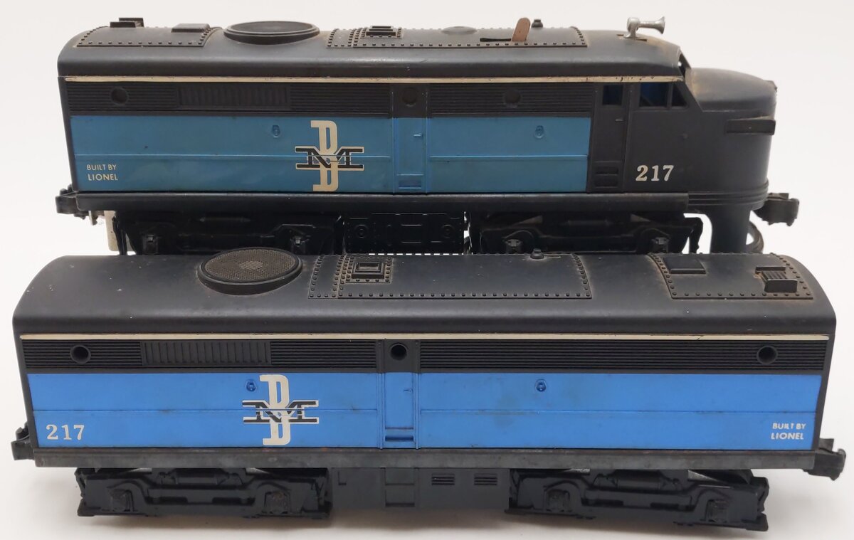 Lionel 217 Vintage O Boston & Maine Alco A&B Diesel Locomotive Set VG
