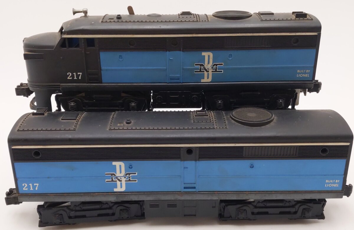 Lionel 217 Vintage O Boston & Maine Alco A&B Diesel Locomotive Set VG