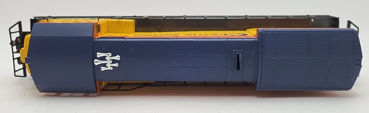 Lionel 6-8560 O Chesapeake and Ohio U36B Non-Powered Diesel Locomotive #8560 EX/Box