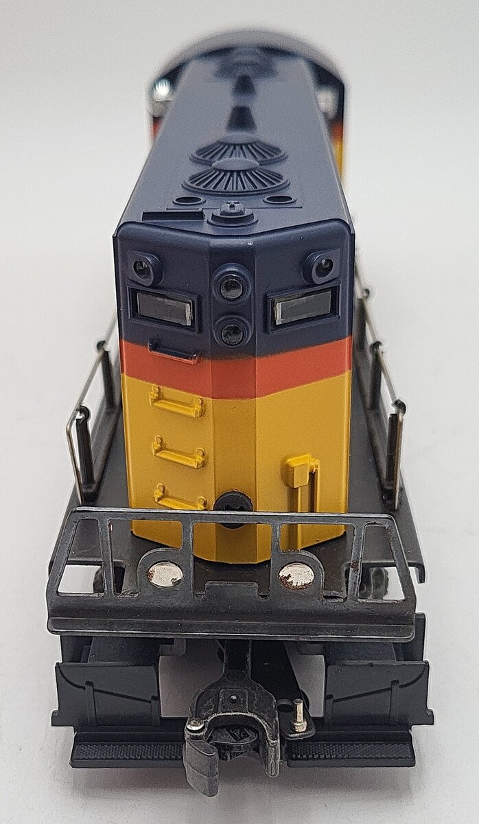 Lionel 6-8463 O Gauge Chessie System GP20 Diesel Engine EX/Box