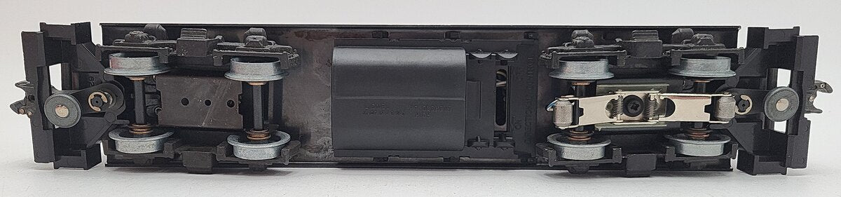 Lionel 6-8367 O Gauge Long Island GP20 Non-Powered Diesel Locomotive VG/Box