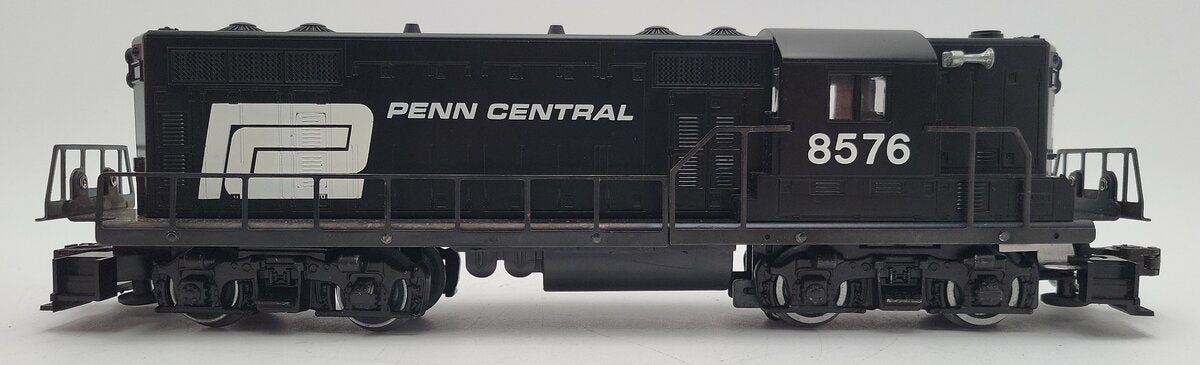 Lionel 6-8576 O Gauge Penn Central GP-7 Diesel Locomotive EX/Box
