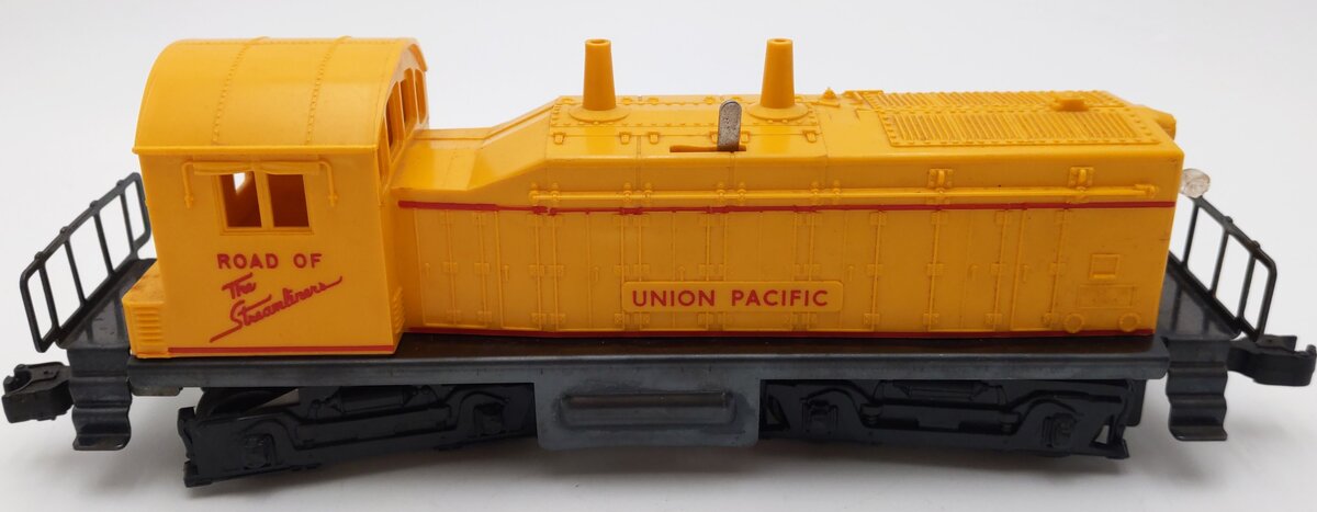 Lionel 645 Vintage O Union Pacific NW-2 Diesel Switcher Locomotive VG