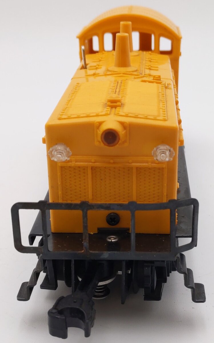Lionel 645 Vintage O Union Pacific NW-2 Diesel Switcher Locomotive VG