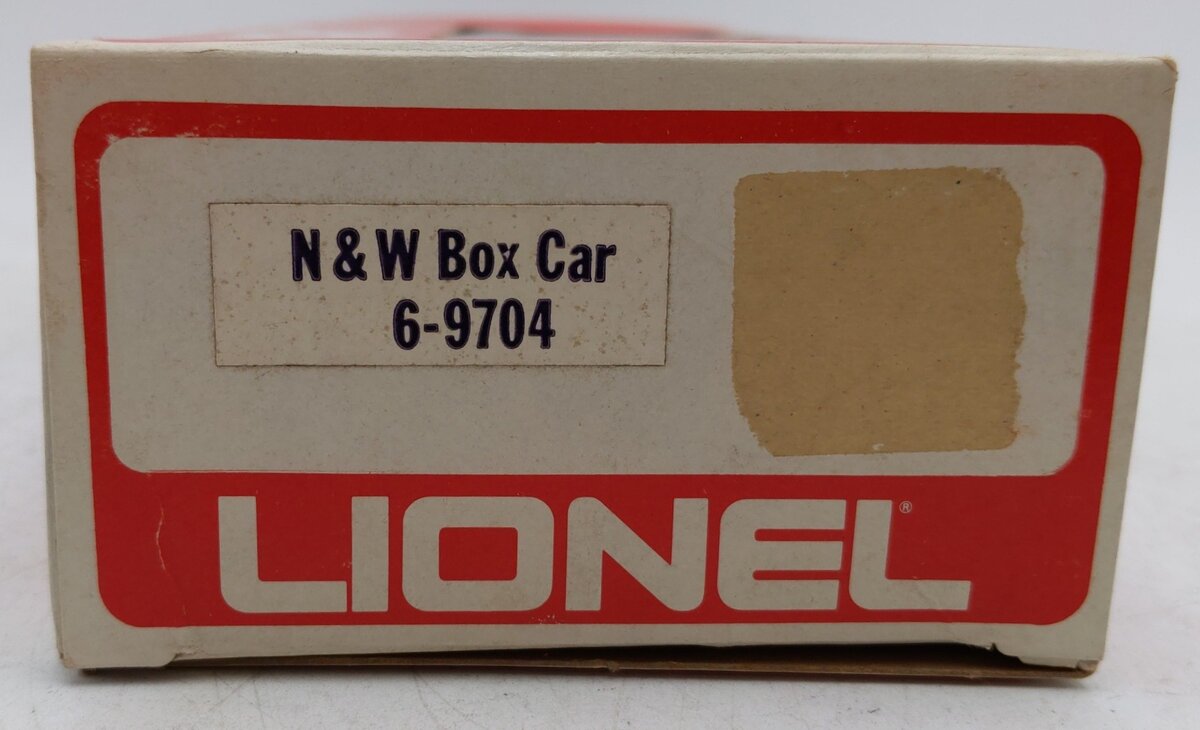 Lionel 6-9704 O Gauge Norfolk and Western Tuscan Boxcar VG/Box