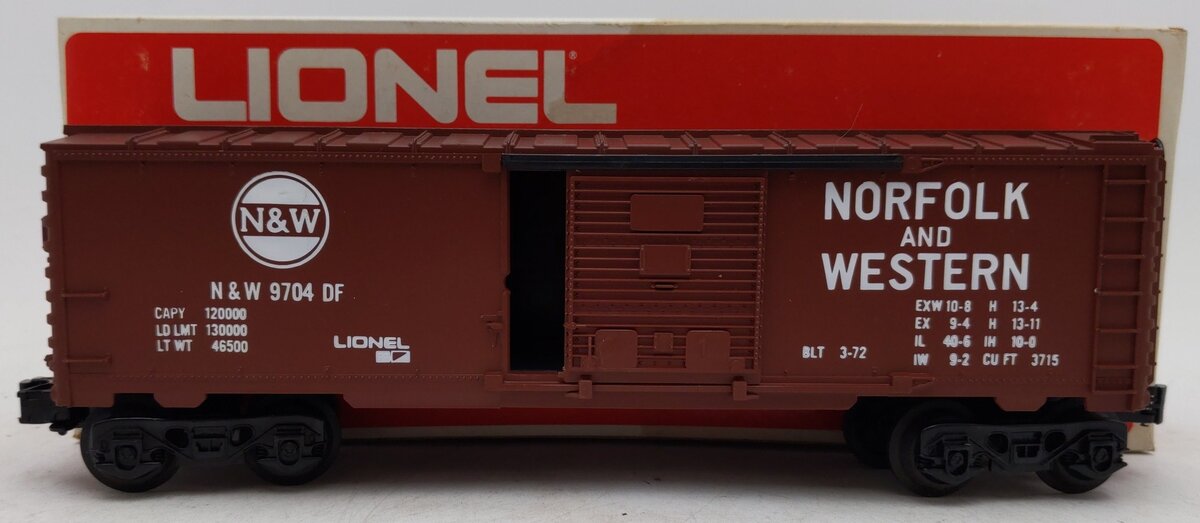 Lionel 6-9704 O Gauge Norfolk and Western Tuscan Boxcar VG/Box