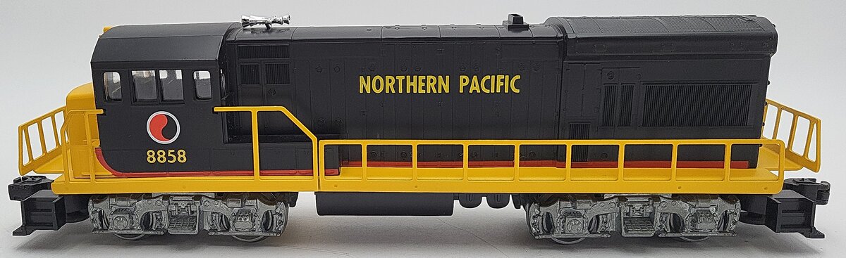 Lionel 6-8858 Northern Pacific U36B Dummy Diesel Locomotive EX/Box