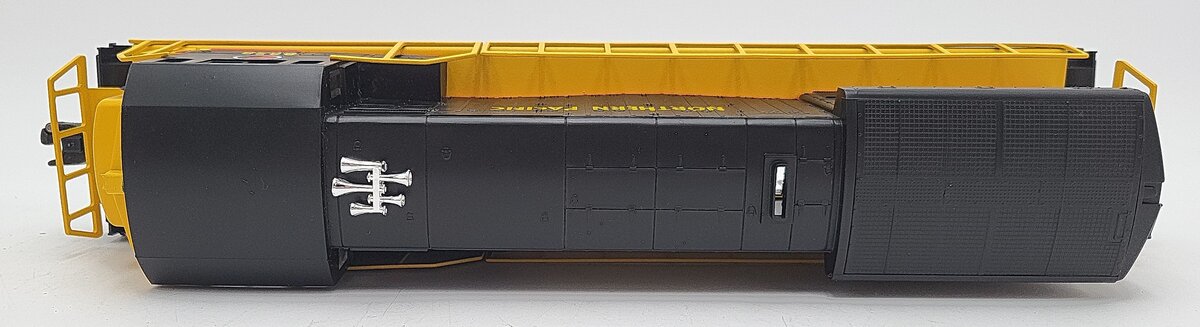 Lionel 6-8858 Northern Pacific U36B Dummy Diesel Locomotive EX/Box