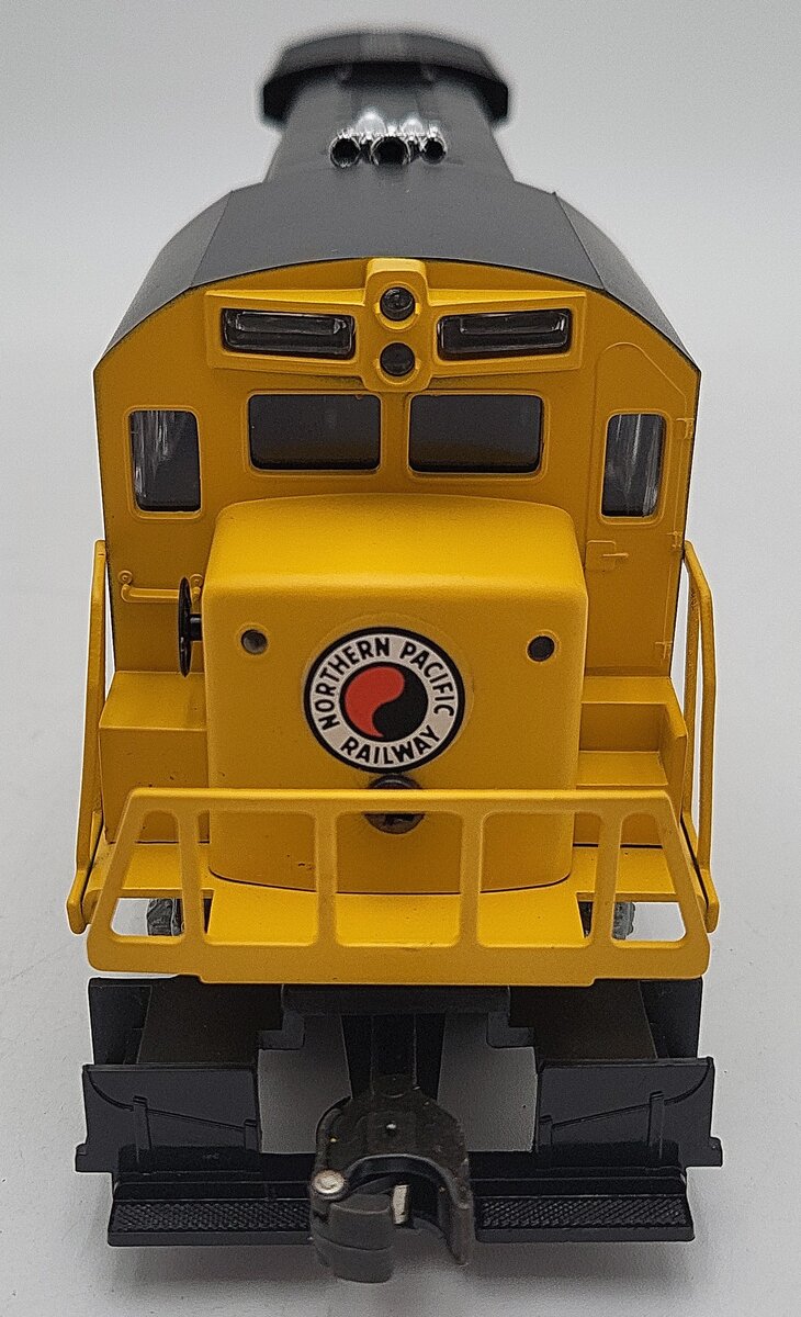 Lionel 6-8858 Northern Pacific U36B Dummy Diesel Locomotive EX/Box