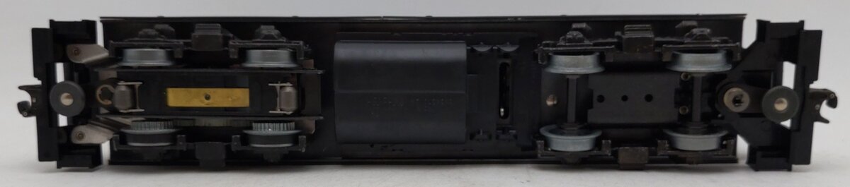 Lionel 6-8957 O Burlington Northern GP-20 Powered Diesel Locomotive VG/Box