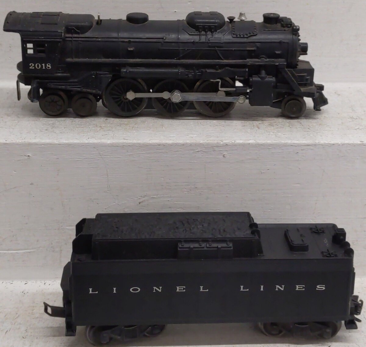 Lionel 2018 Vintage O 2-6-4 Die-Cast Steam Locomotive w/6026W Tender VG