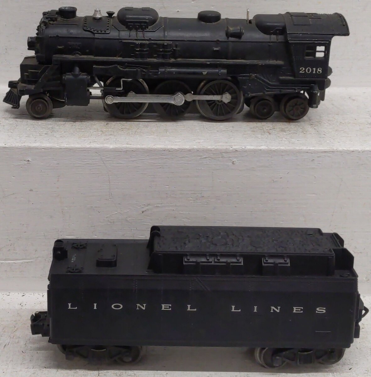 Lionel 2018 Vintage O 2-6-4 Die-Cast Steam Locomotive w/6026W Tender VG